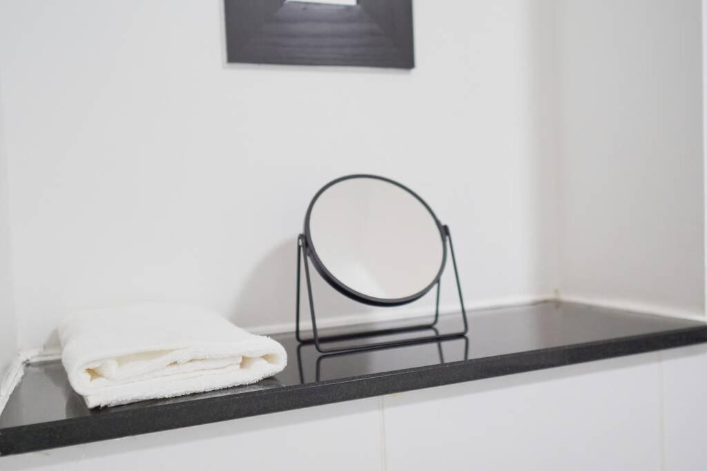 Luxury Two Bed -the Hub * Milton Keynes